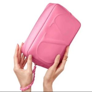🌸Valentino Garavani beauty  Pouch Rose Soft Trousse Cosmetic bag🌸